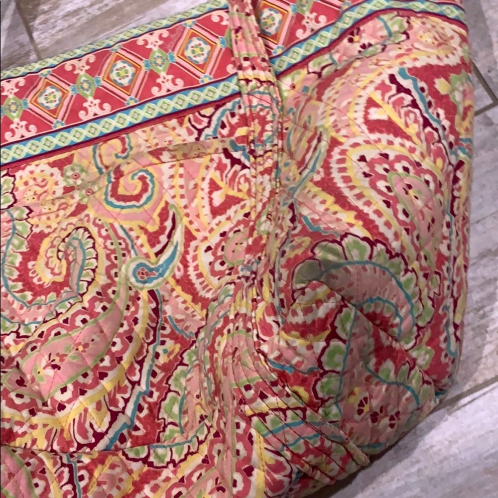 Vera Bradley pink Large overnight tote. - Picture 6 of 8